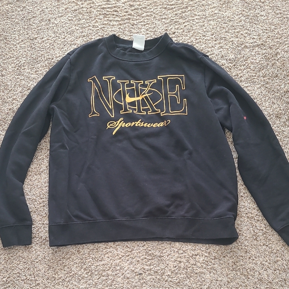 Nike Black and Gold Crewneck Sweater